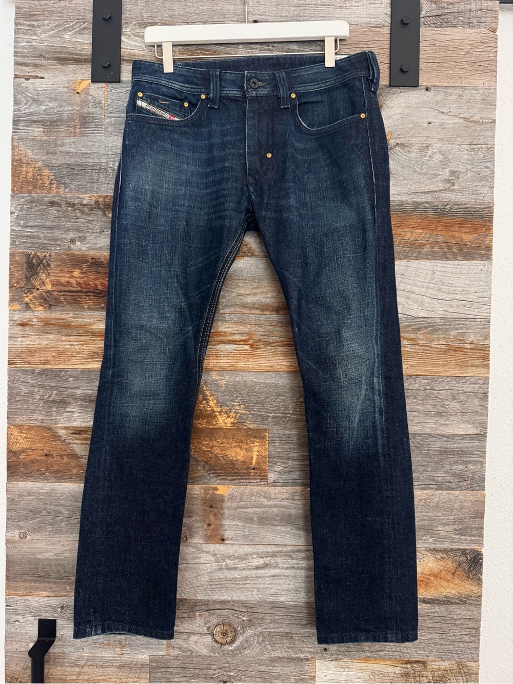 Diesel Men’s Thanaz Slim Jeans in 008FC Wash Size 30x30
